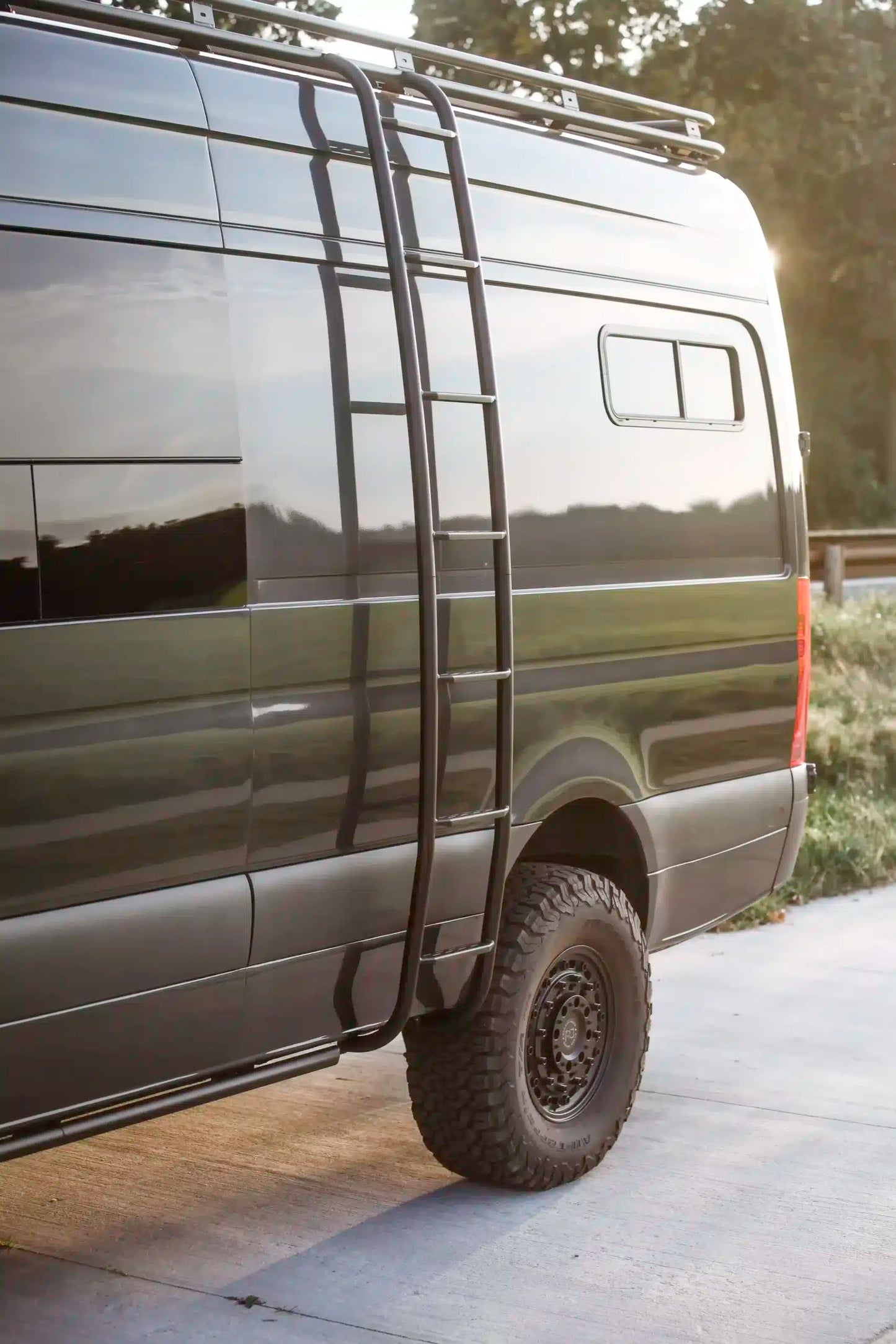 Sequoia Side Ladder H2 - Trailborn Equipment