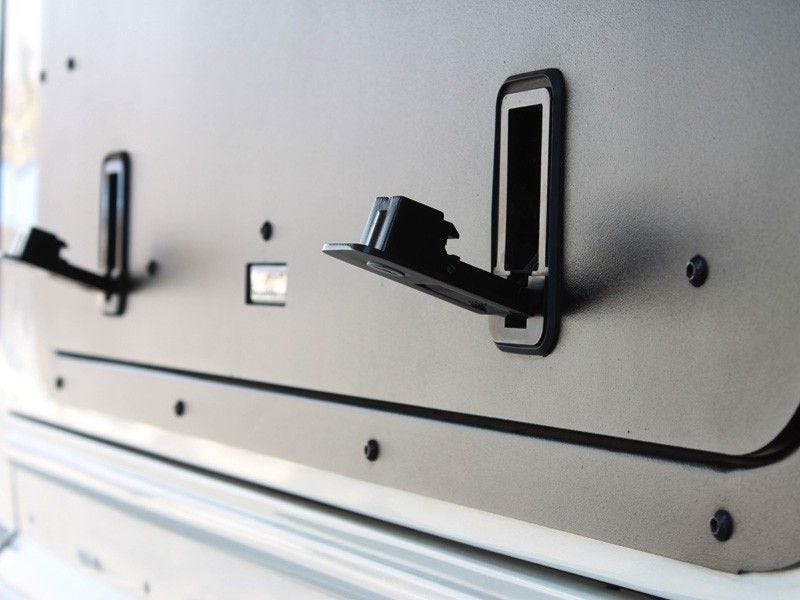 Land Rover Defender (1983-2016) Gullwing Window / Aluminium - Trailborn Equipment