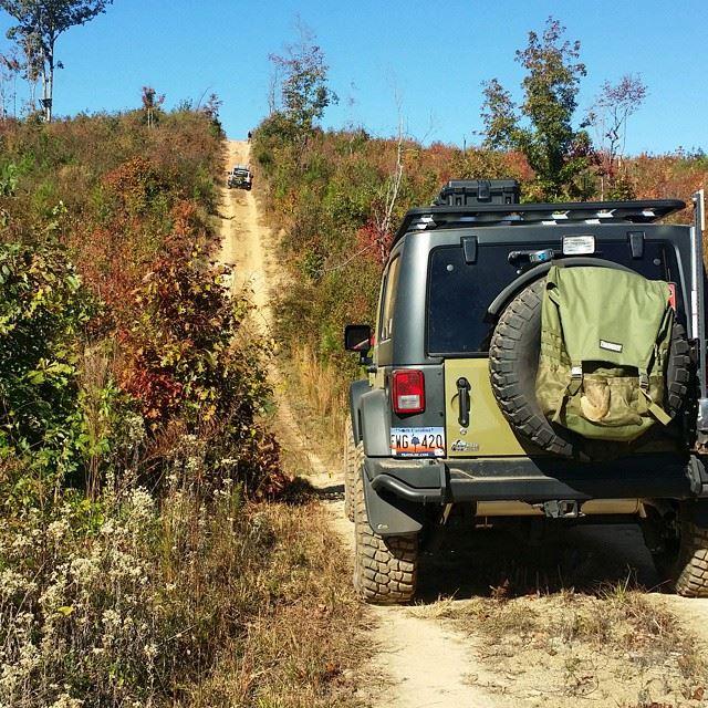 Trasharoo Spare Tire Trash Bag (Green) - Trailborn Equipment