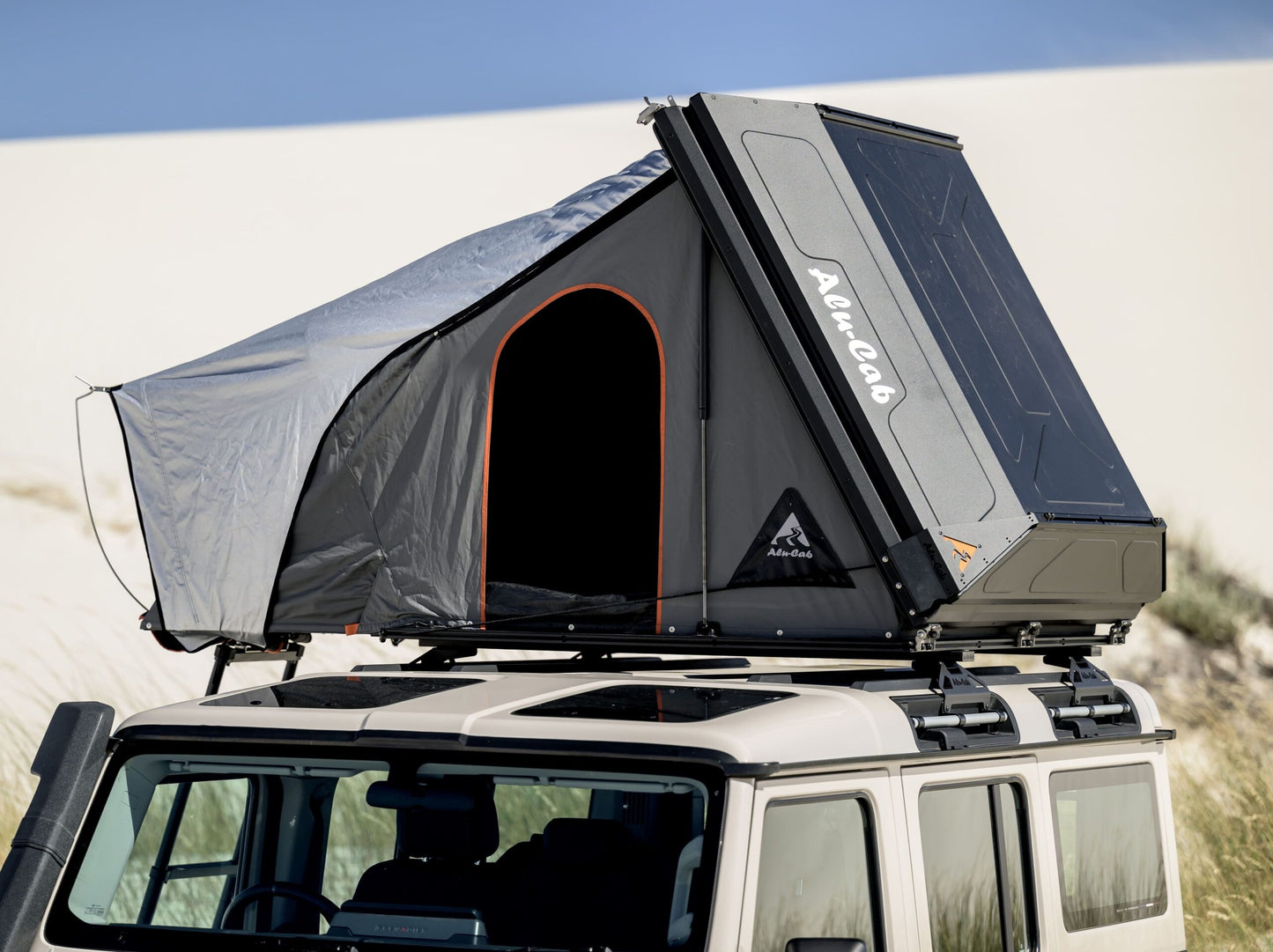 Alu-Cab 2-Sleeper Taktält Svart