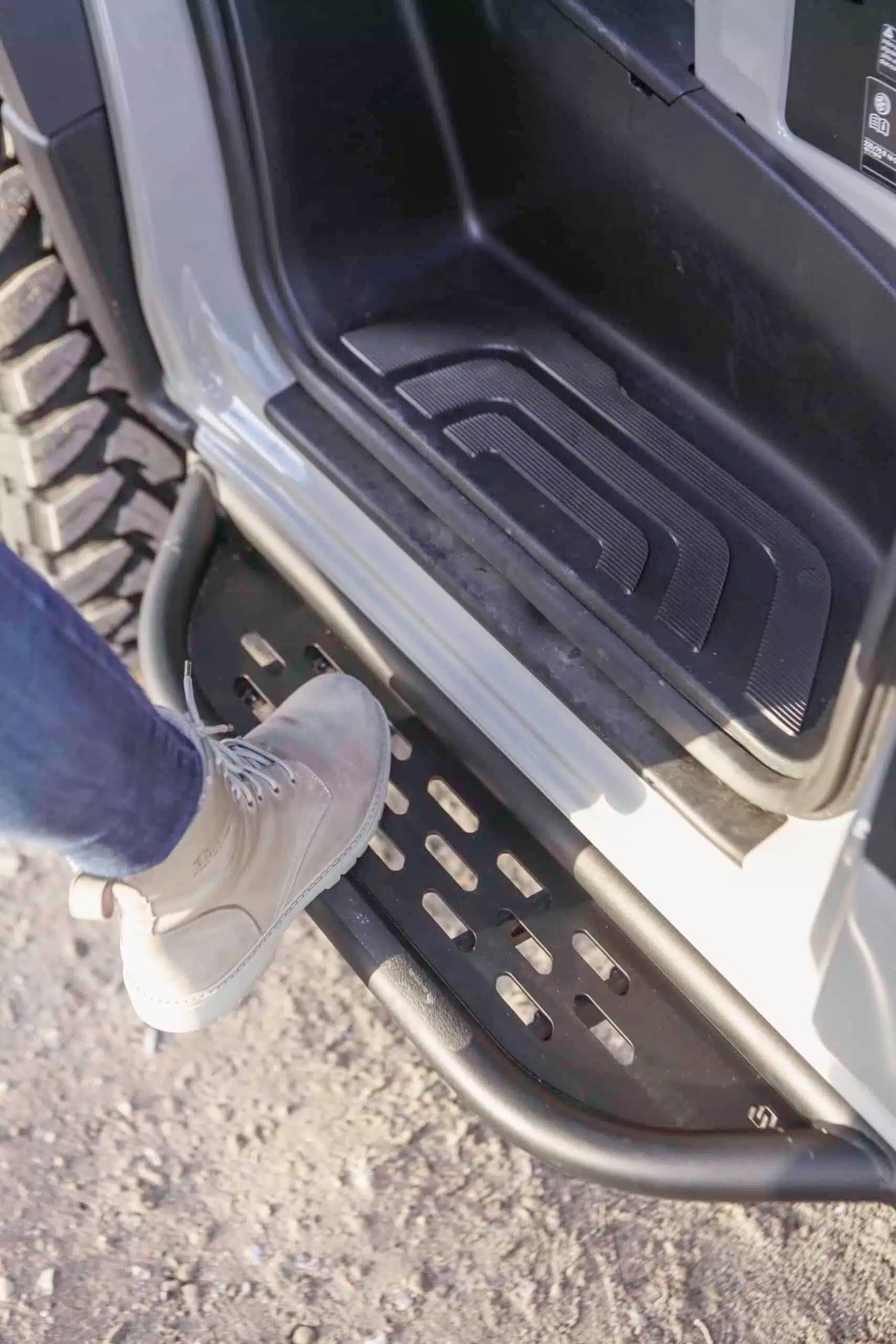 Sequoia Half Moon Side Steps / Sprinter - Trailborn Equipment