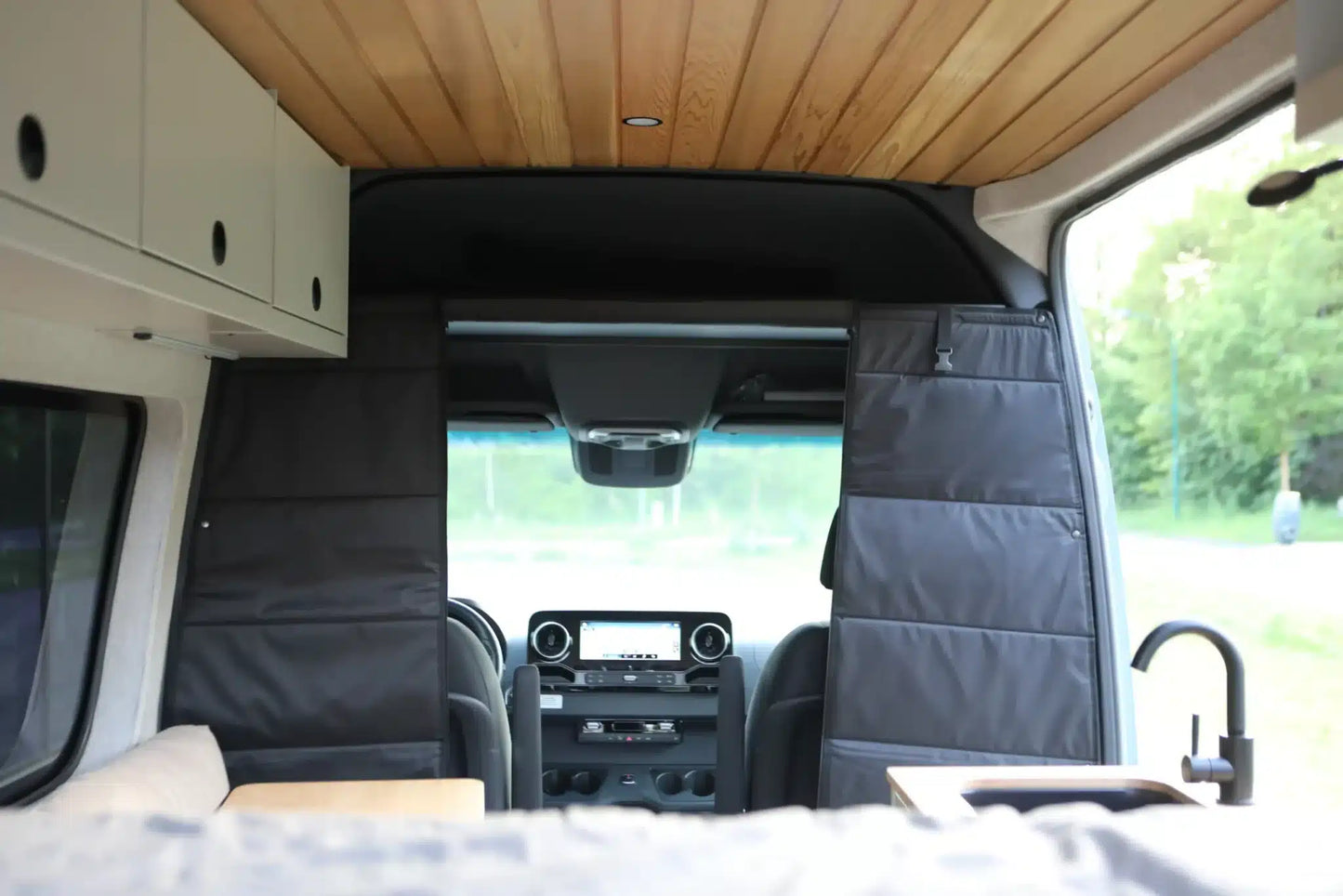 Solo Insulated Cab Partition / Sprinter - Trailborn Equipment