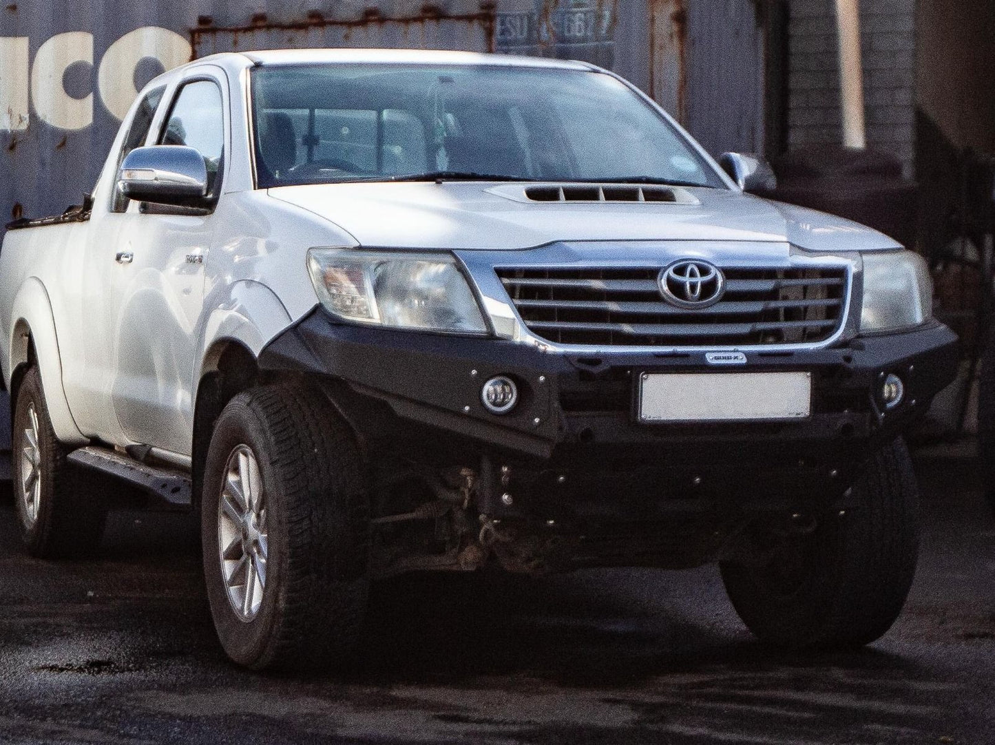 Gobi-X Front Bumper Toyota Hi Lux Vigo (2005-2015)