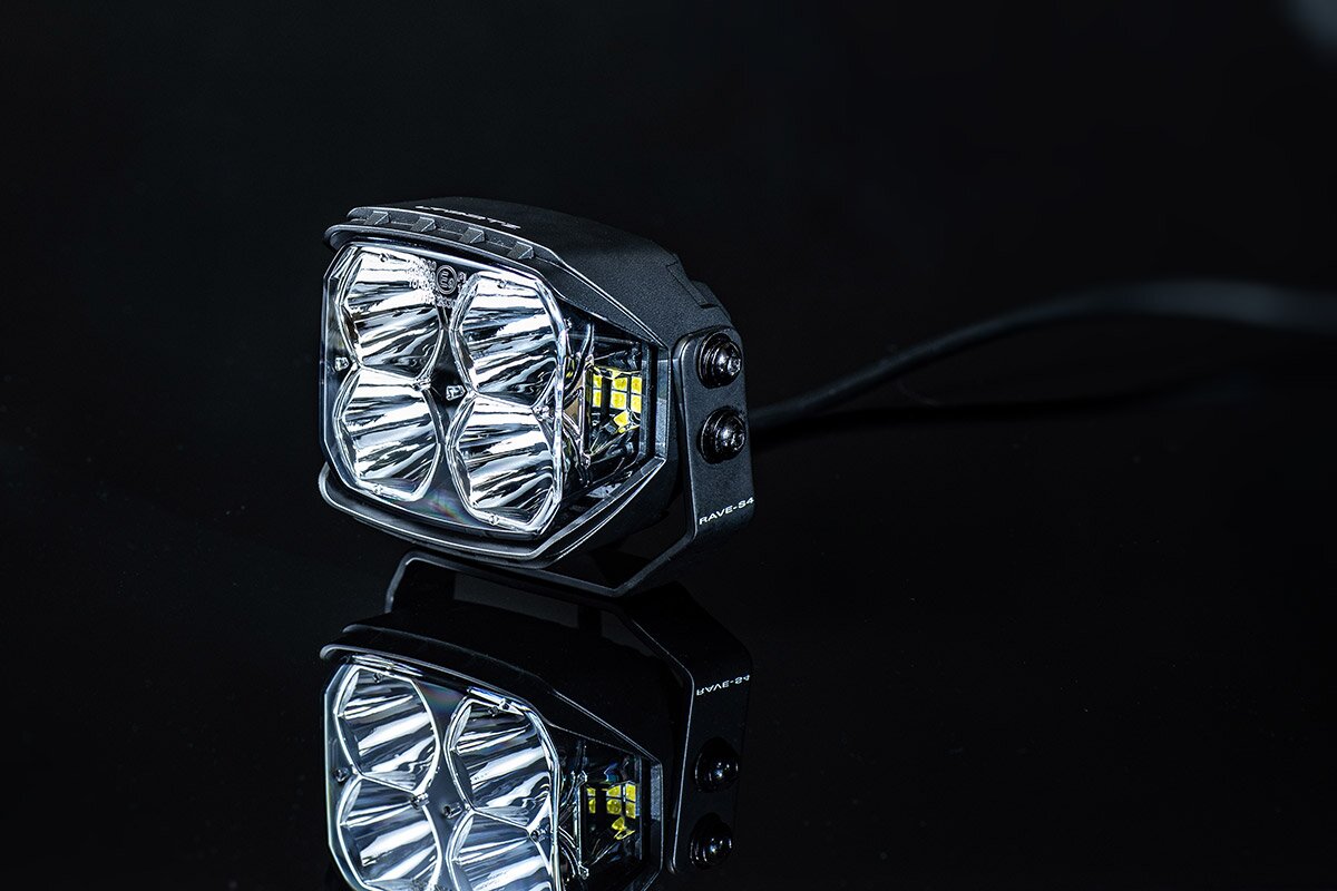 Rave-S 3.5 Inch White - Trailborn Equipment