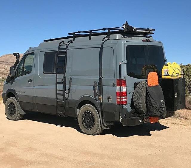 Trasharoo Spare Tire Trash Bag (Black) - Trailborn Equipment