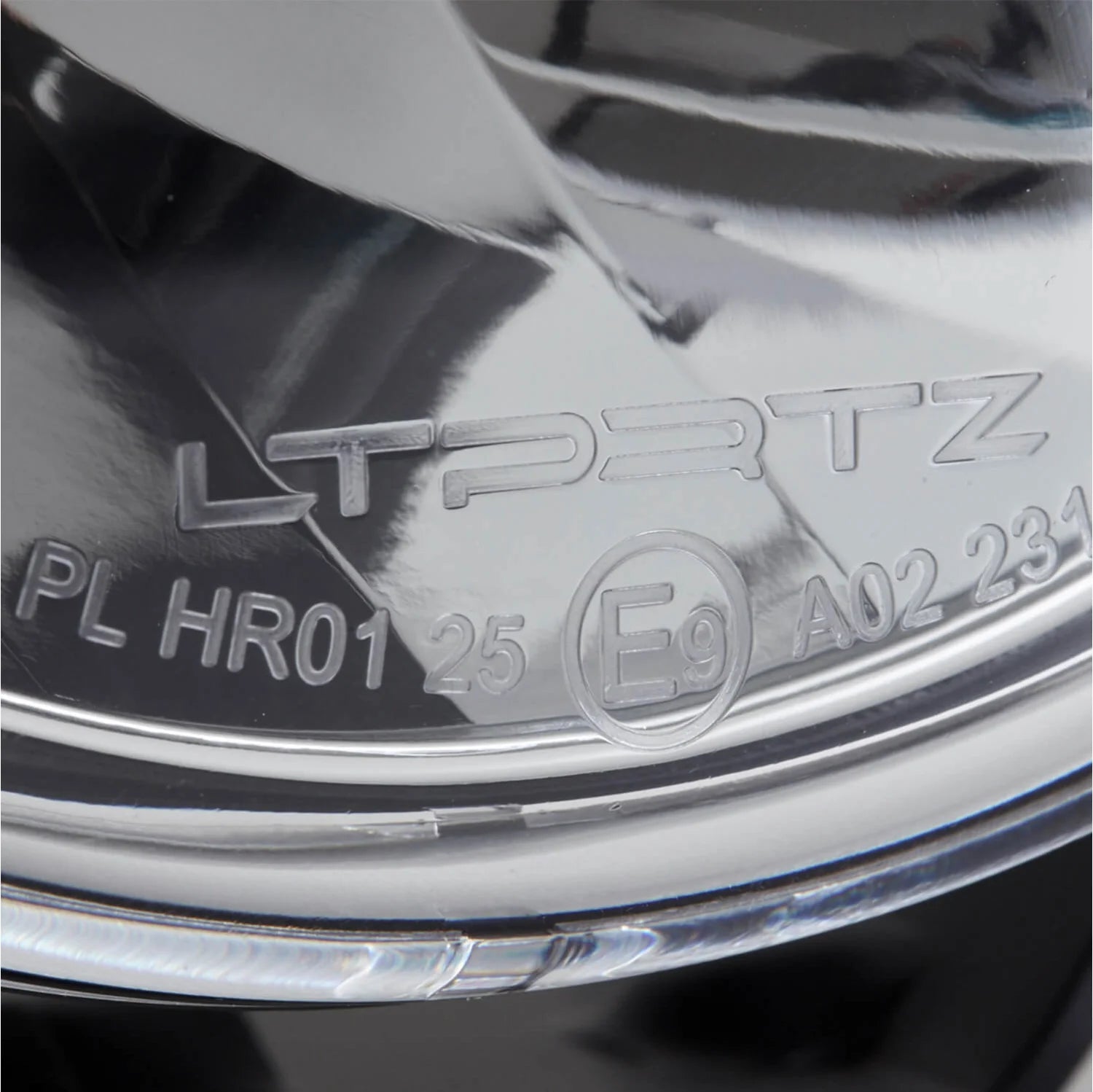 X-Type 7 Inch AMBER - Long Range Headlight E-Certification - Trailborn Equipment